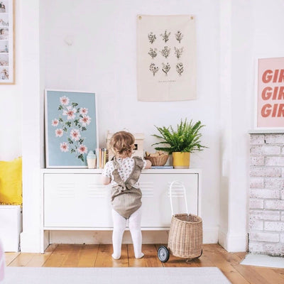 Kitty Makes Wildflowers Wall Flag